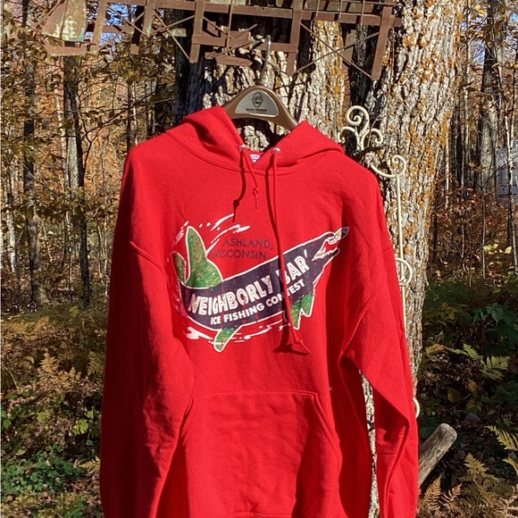 πΊ BOUNDARY WATERS BREWERY LARGEMOUTH LAGER RED CREW SWEATSHIRT Sz Lπ - Picture 7 of 16